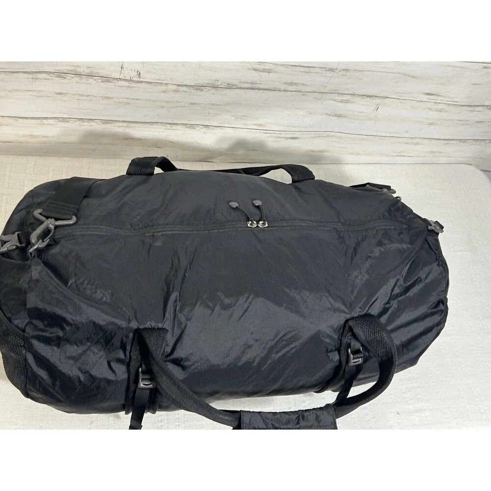 The North Face Large Black Flyweight Light Weight Duffel Bag Camping Hiking Camp